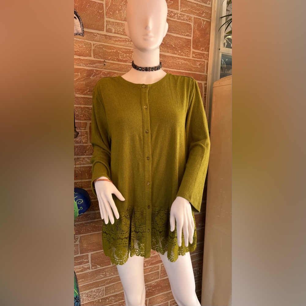 Logo Linens 3/4 Sleeve Cardigan With Crochet Lace